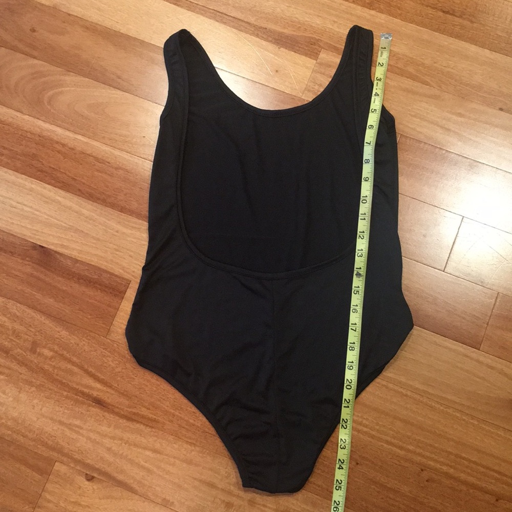 Backless Bodysuit Scoop Neck top - Picture 6 of 8
